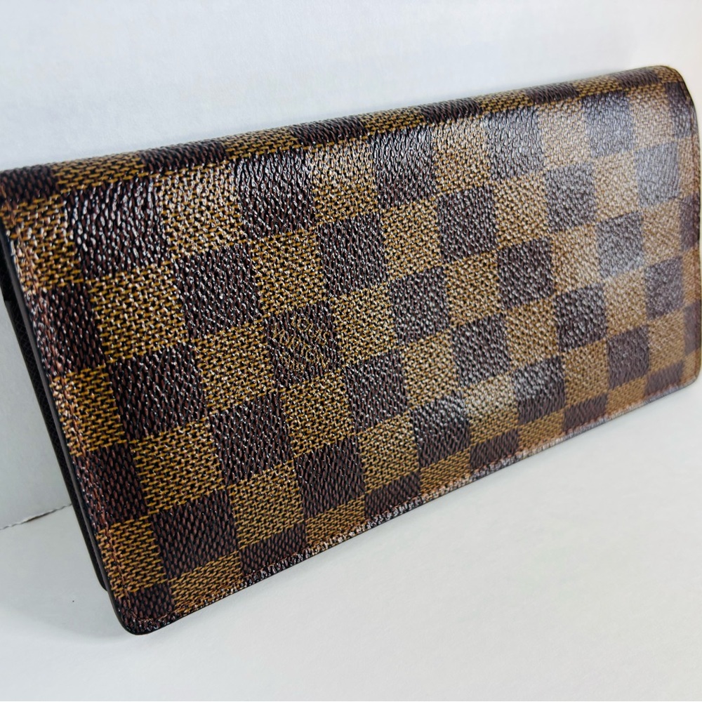 Authentic LOUIS VUITTON Damier Ebene Brazza Wallet
